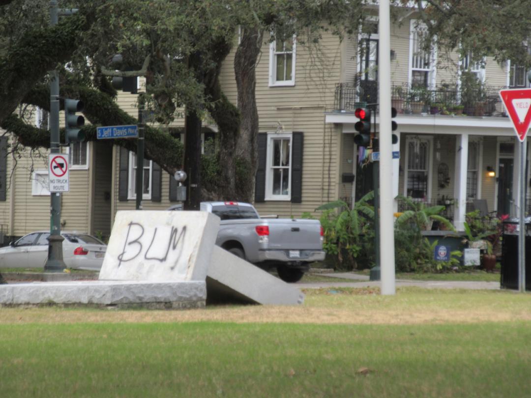 Confederate Monument Toppled